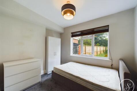 Reception room/5th bedroom