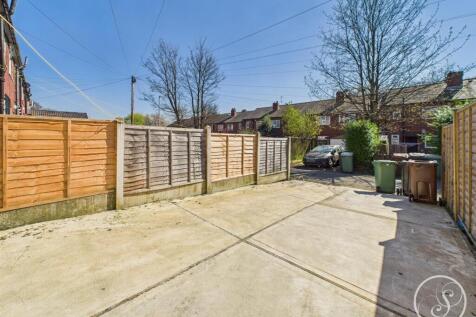 CAM02071G0-PR0569-STILL014.jpg