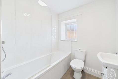 bathroom 84.jpg