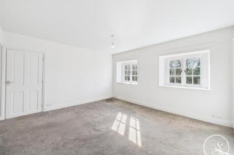 bedroom 84 1.jpg
