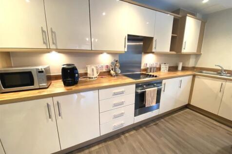 kitchen area.jpg