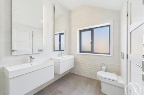 En-suite 1