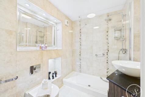 En-suite 1