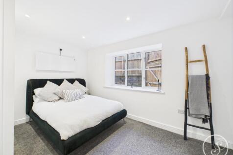 Bed 1