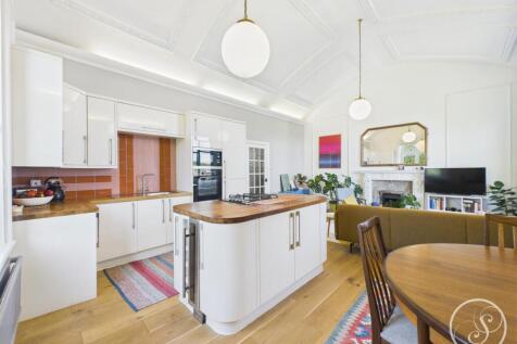 Living/kitchen/diner