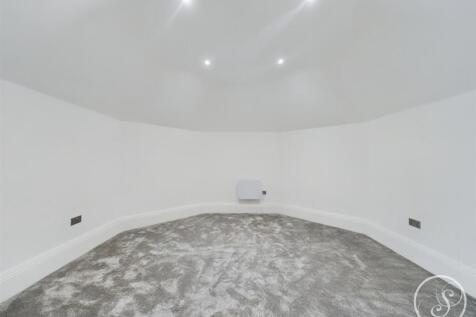 Office / Dressing Room