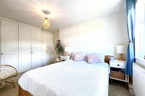 Bed 1
