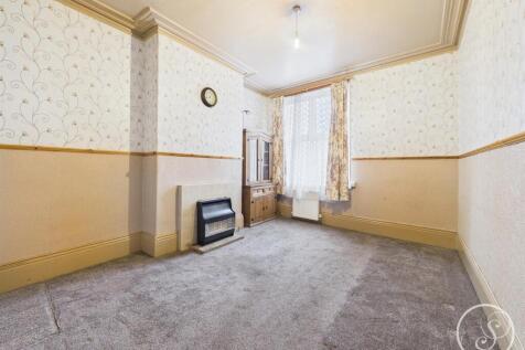 Rear Living Room