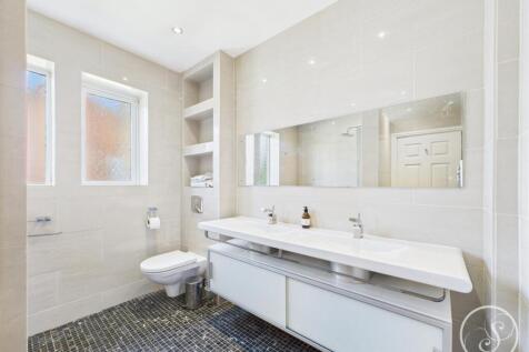 En-suite Bed 1