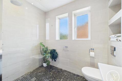 En-suite Bed 1