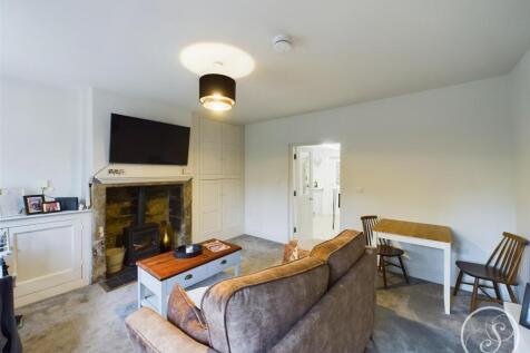 15 The Avneue living room.jpeg