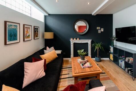 Flat 1 - web size-64.jpg