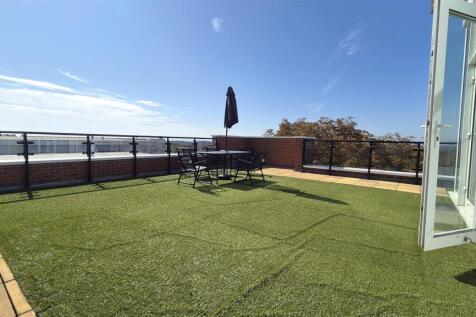 Main Roof Terrace