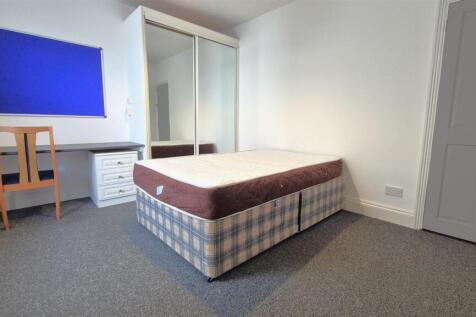 Upstairs Front Bedroom