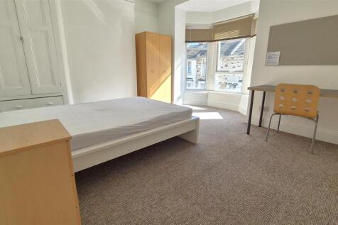 Upstairs Front Bedroom