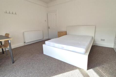 Upstairs Front Bedroom