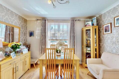 Through Lounge/Diner