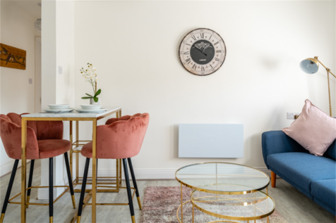 Sitting Room/Dining 