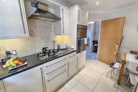 Kitchen/Breakfast Ro