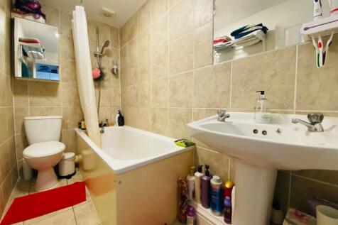 Bathroom.jpg
