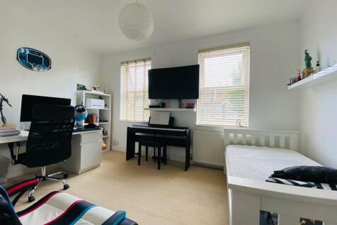 Bedroom2.jpg