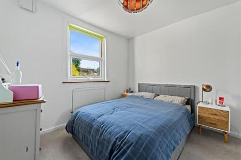 Bedroom.jpg