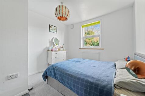 Bedroom2.jpg