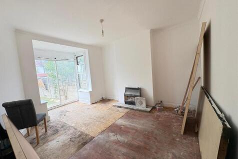 PHOTO-2025-10-28-14-11-03 (4).jpg