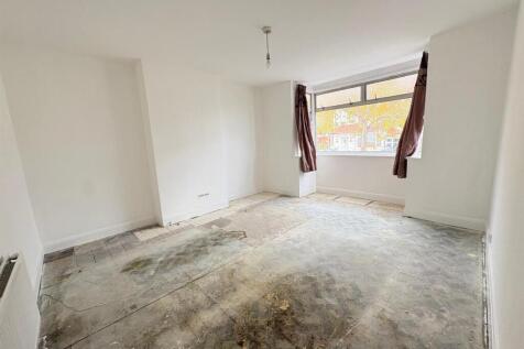 PHOTO-2025-10-28-14-11-03 (9).jpg