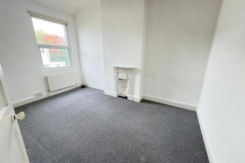 PHOTO-2025-11-03-14-35-35 (6).jpg