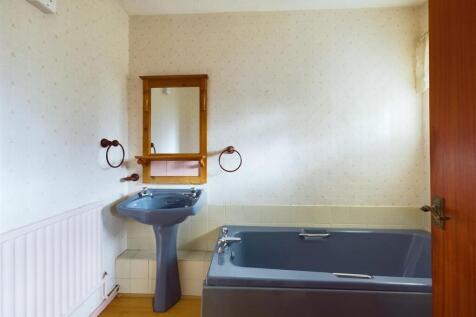 CAM01555G0-PR0116-STILL002.jpg