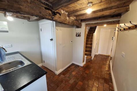 Entrance and utility.jpg