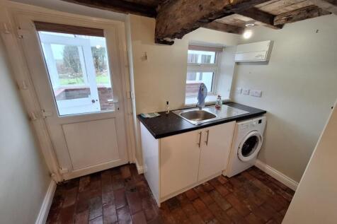 Utility Room.jpg