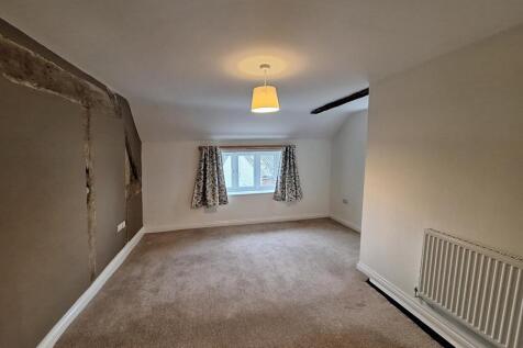 Master Bedroom.jpg