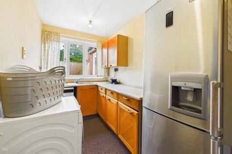 CAM01555G0-PR0248-STILL013.jpg