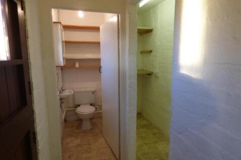 Utility / Downstairs WC