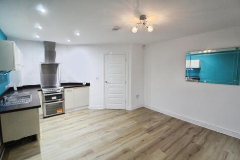 Lounge/Kitchen