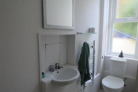 Cloakroom/wc