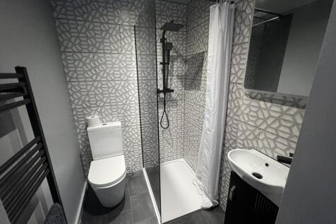 En-suite Bathroom