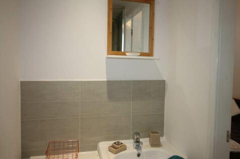 En-suite 1