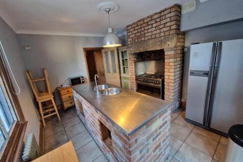 Kitchen 3