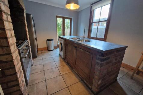 Kitchen 1