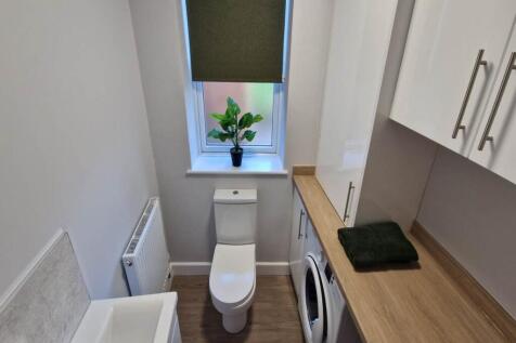 Utility Room - Guest