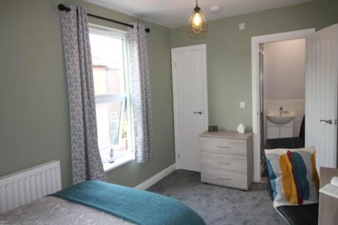 Bedroom 3 &amp; En-suite