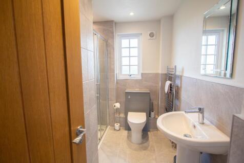 Family Shower Room