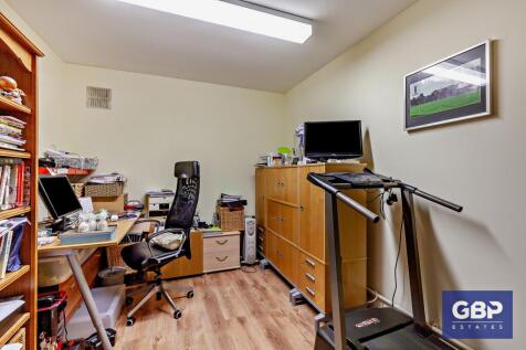Garage / Office