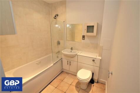 Main bathroom