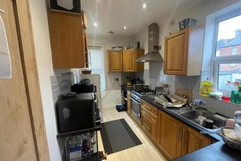 FFF KITCHEN