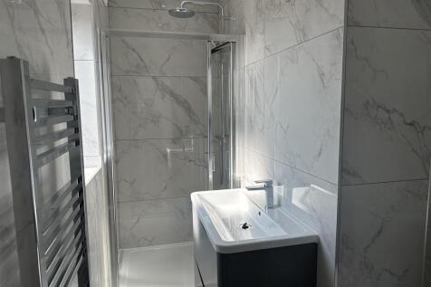 Bedroom Four En-Suite