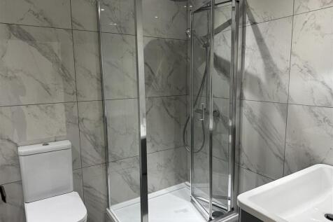 En-Suite Ground Floor